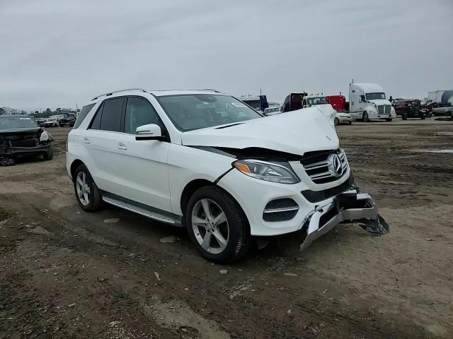 2016 Mercedes-Benz GLE - Image 11