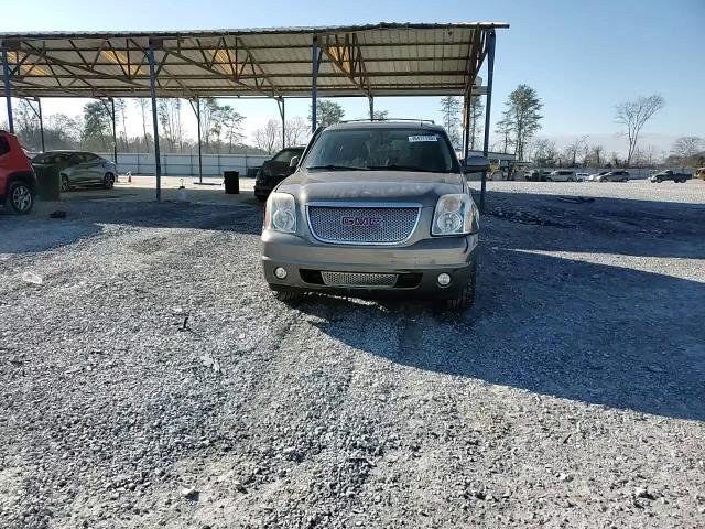 2011 GMC Yukon - Image 12