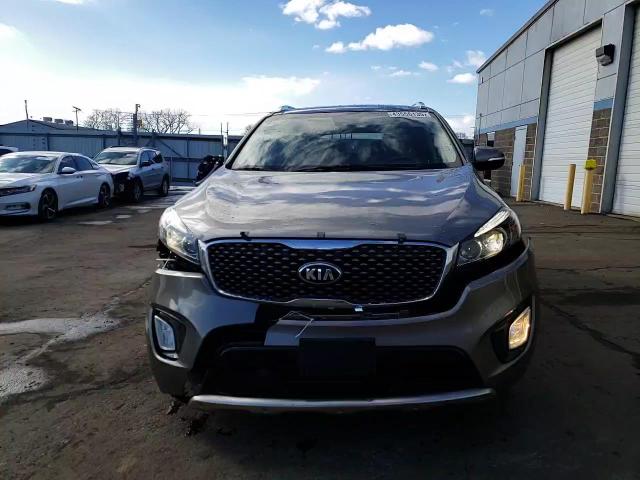 2018 Kia Sorento - Image 14
