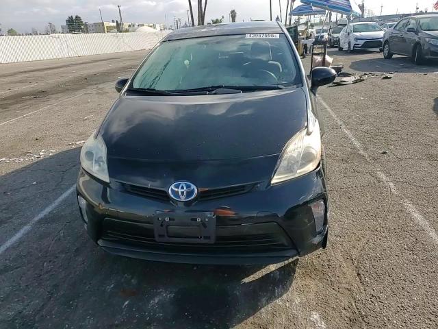 2012 Toyota Prius - Image 11