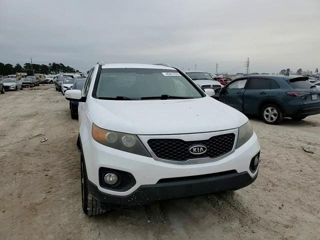 2011 Kia Sorento - Image 12