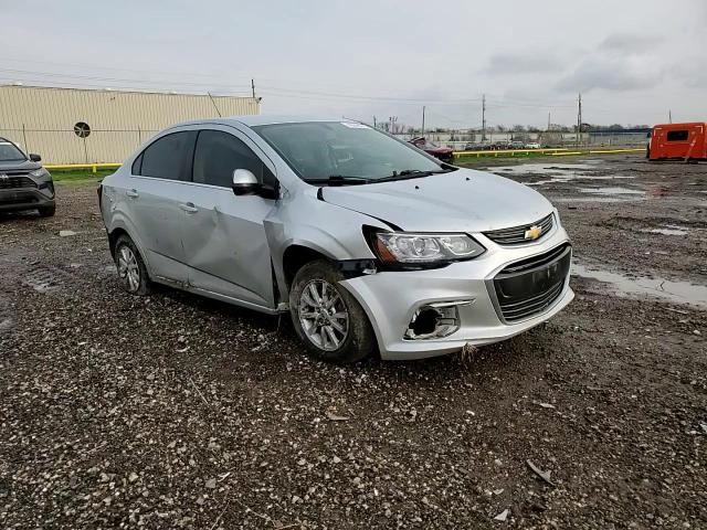 2018 Chevrolet Sonic - Image 11
