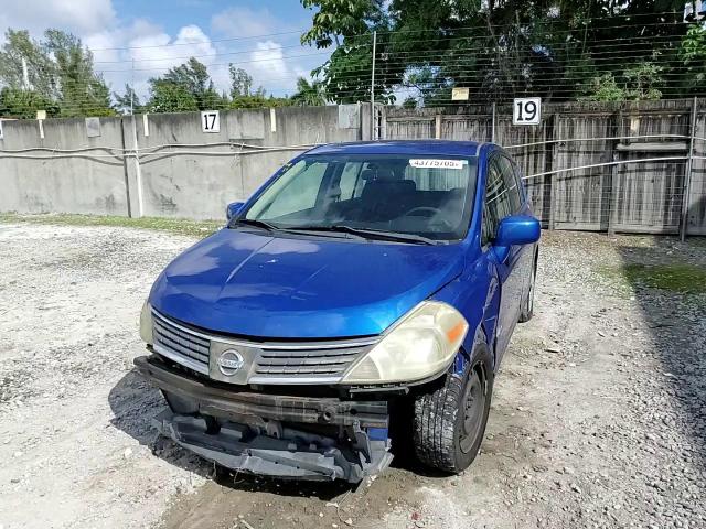 2009 Nissan Versa - Image 11