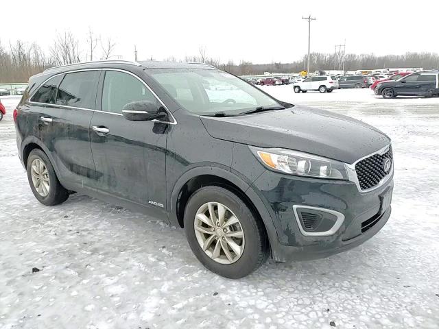 2017 Kia Sorento - Image 14