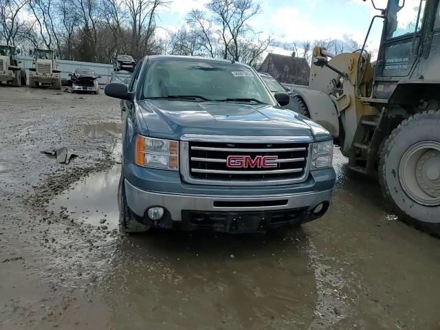 2013 GMC Sierra - Image 13