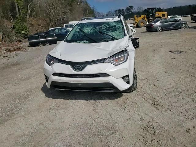 2017 Toyota RAV 4 - Image 10
