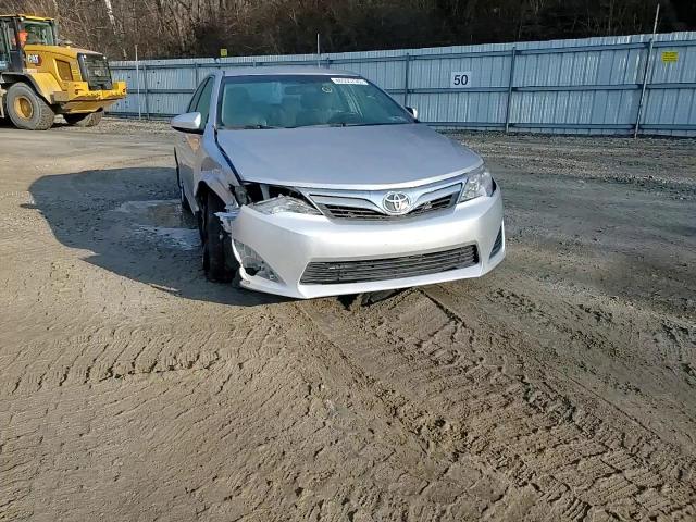 2014 Toyota Camry - Image 11