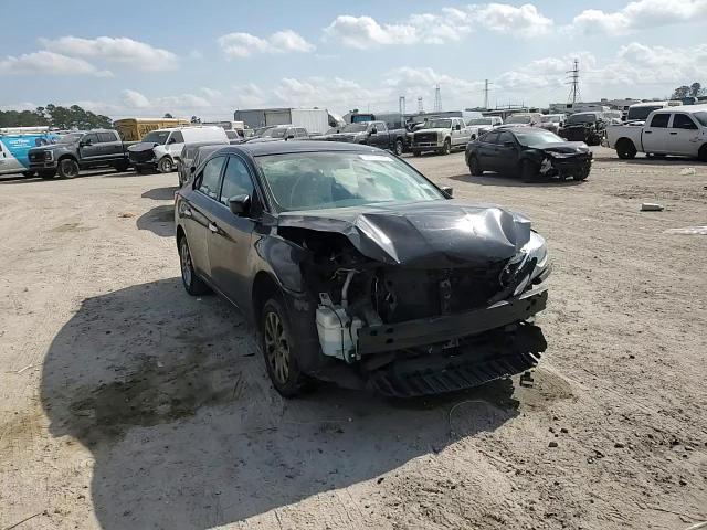 2019 Nissan Sentra - Image 11