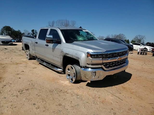 2017 Chevrolet Silverado - Image 11