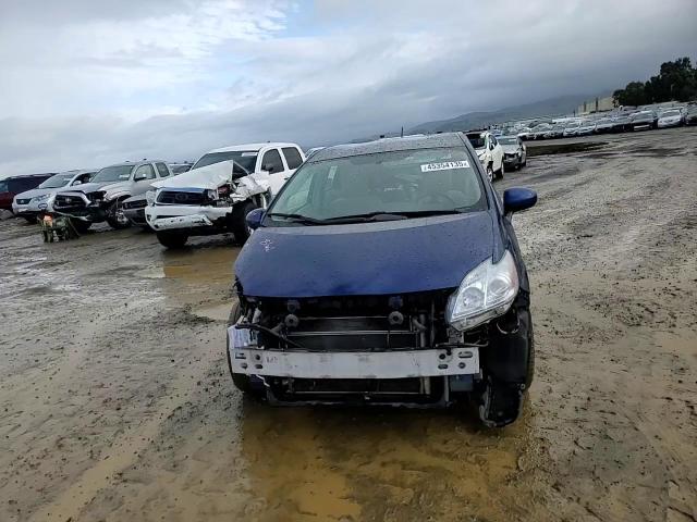 2010 Toyota Prius - Image 11