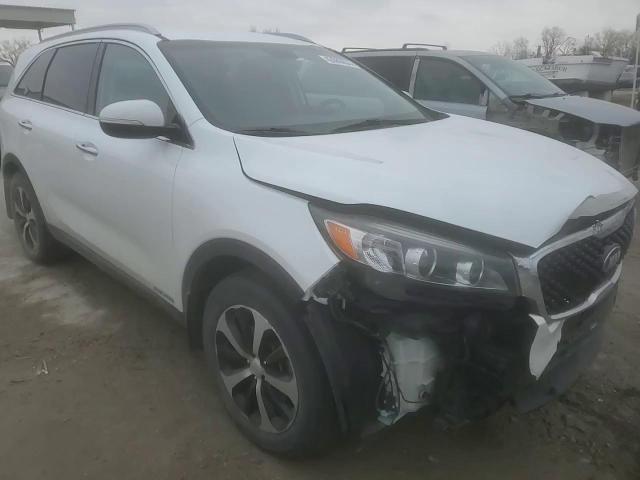 2016 Kia Sorento - Image 11