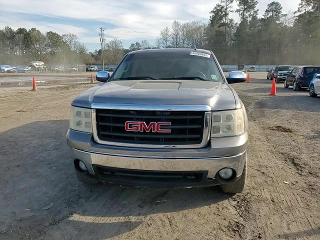 2008 GMC Sierra - Image 11