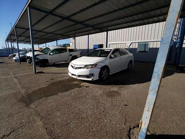2013 Toyota Camry - Image 10