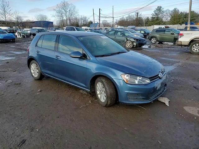 2017 Volkswagen Golf - Image 13