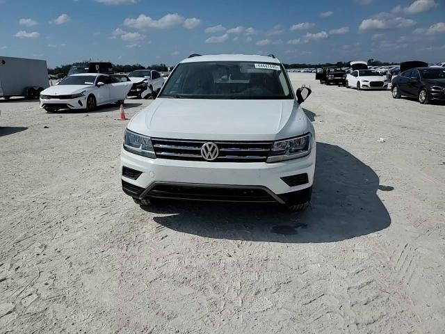 2019 Volkswagen Tiguan - Image 11