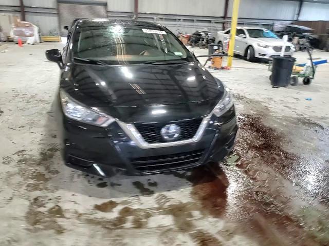 2020 Nissan Versa - Image 13