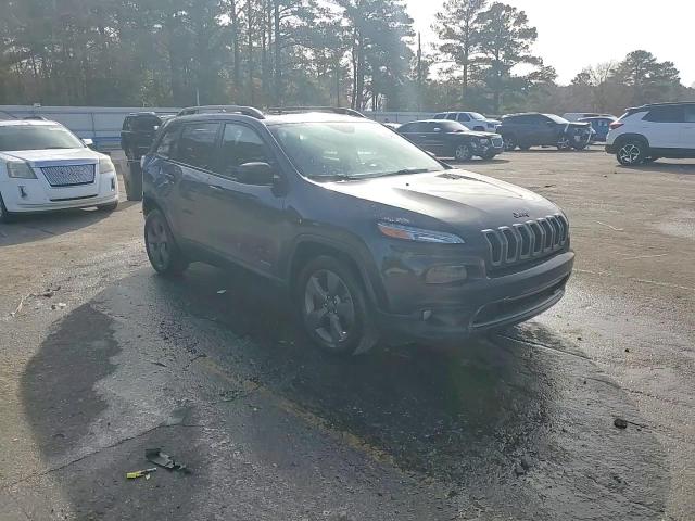 2017 Jeep Grand Cherokee - Image 14