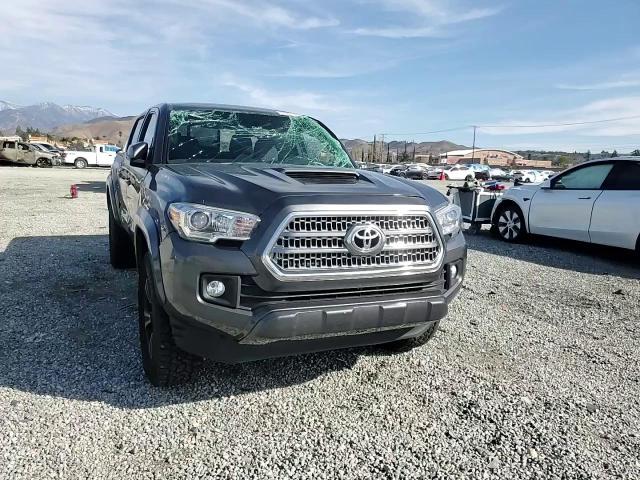 2016 Toyota Tacoma - Image 10