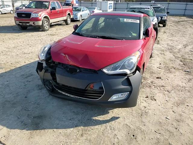 2014 Hyundai Veloster - Image 10
