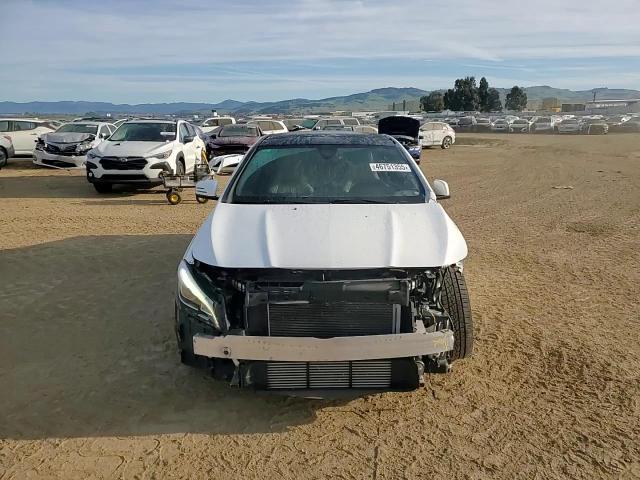 2019 Mercedes-Benz CLA-klasse - Image 11