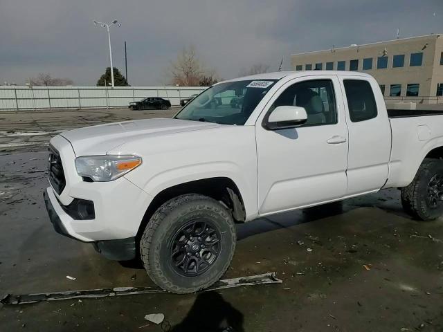 2016 Toyota Tacoma - Image 13