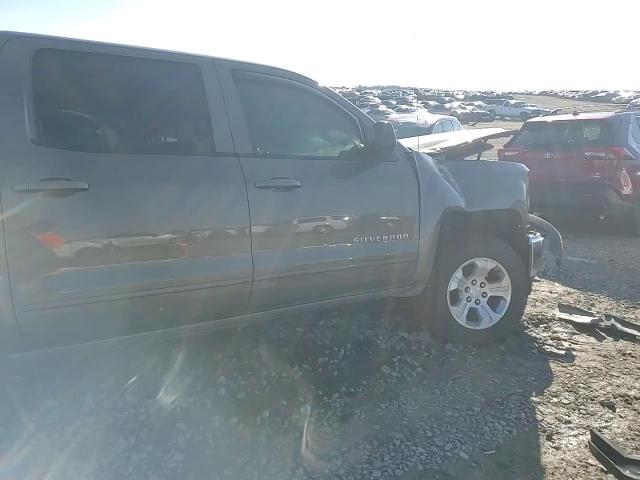 2015 Chevrolet Silverado - Image 10