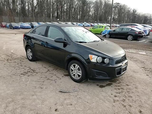 2016 Chevrolet Sonic - Image 13