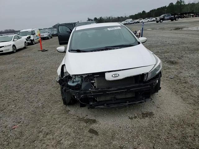 2018 Kia Forte - Image 11