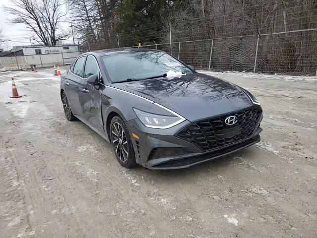 2020 Hyundai Sonata - Image 11