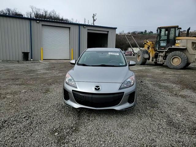 2013 Mazda 3 - Image 13