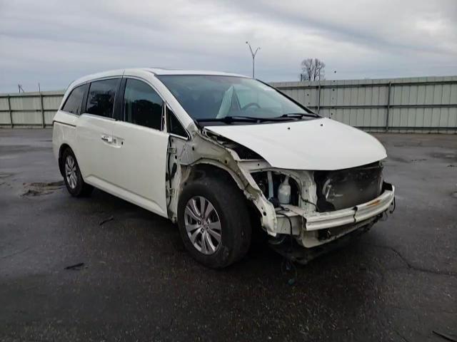 2015 Honda Odyssey - Image 11