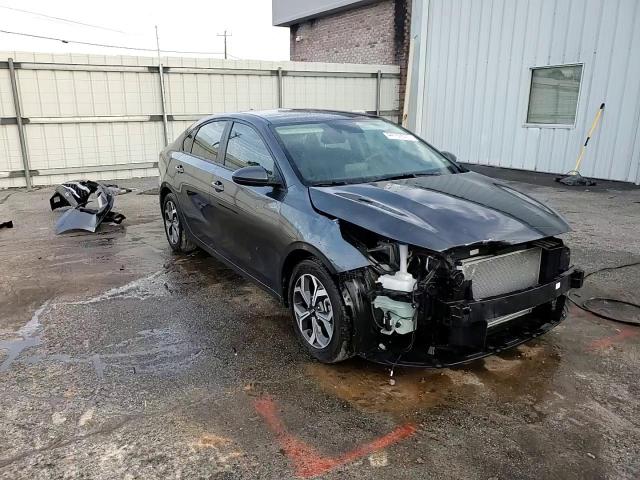 2020 Kia Forte - Image 15