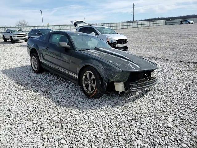 2007 Ford Mustang - Image 11