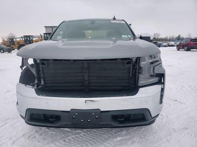 2022 Chevrolet Silverado - Image 14