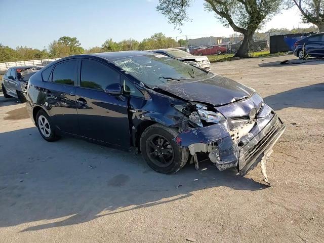2014 Toyota Prius - Image 11