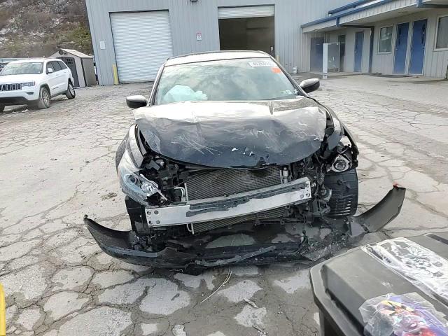 2018 Nissan Altima - Image 11