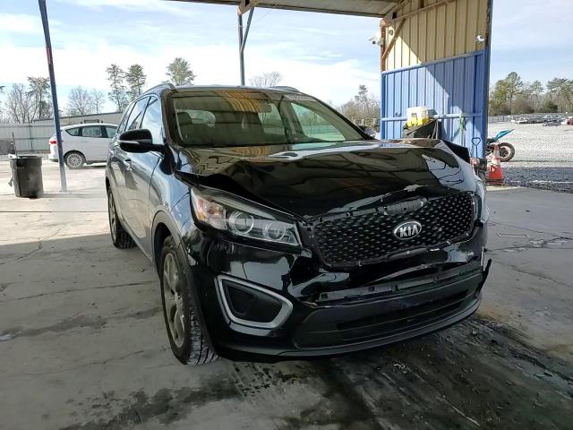 2017 Kia Sorento - Image 12