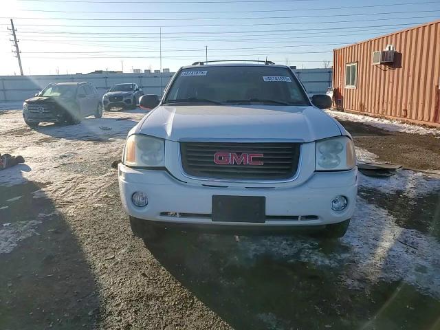 2005 GMC Envoy - Image 10