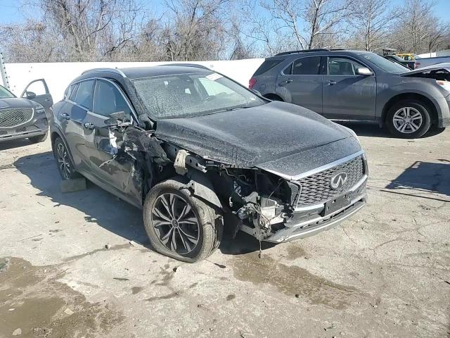 2018 Infiniti Qx30 Pure VIN: SJKCH5CR3JA005893 Lot: 47172135