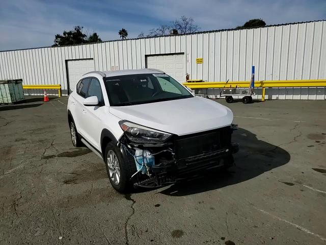 2018 Hyundai Tucson - Image 12