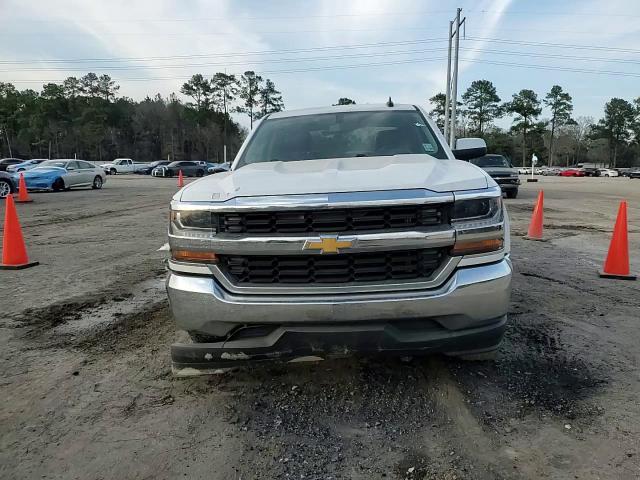 2016 Chevrolet Silverado - Image 10