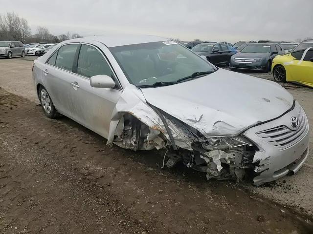 2009 Toyota Camry - Image 10