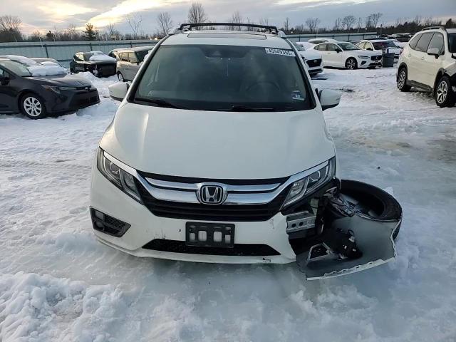 2019 Honda Odyssey - Image 12