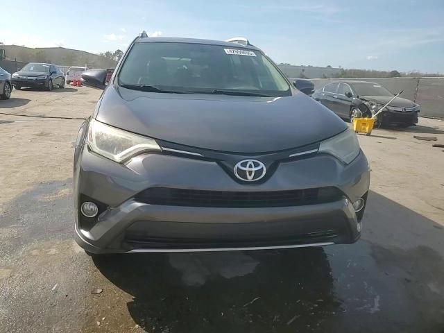 2016 Toyota RAV 4 - Image 15