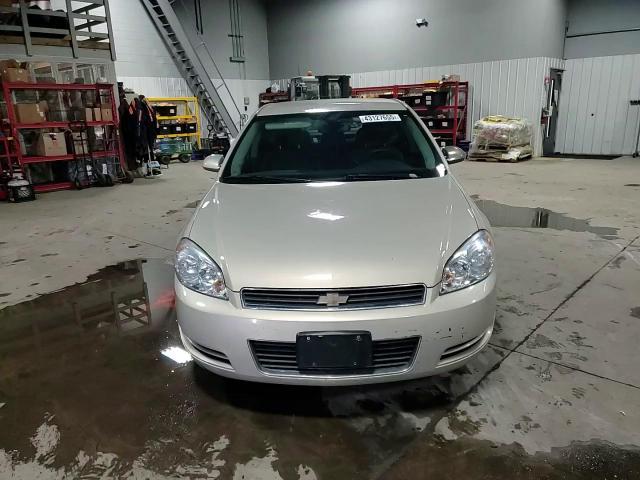 2008 Chevrolet Impala - Image 11