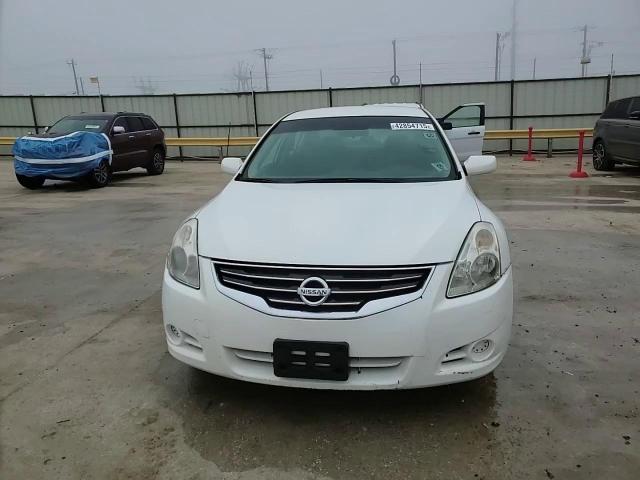 2012 Nissan Altima - Image 13