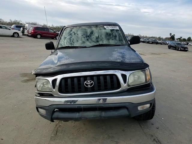 2004 Toyota Tacoma - Image 11