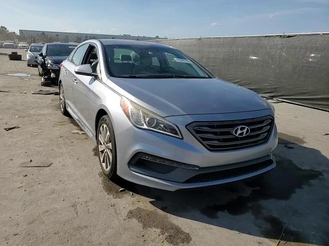 2016 Hyundai Sonata - Image 13