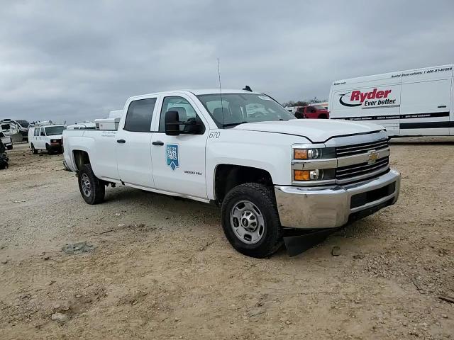 2016 Chevrolet Silverado - Image 11