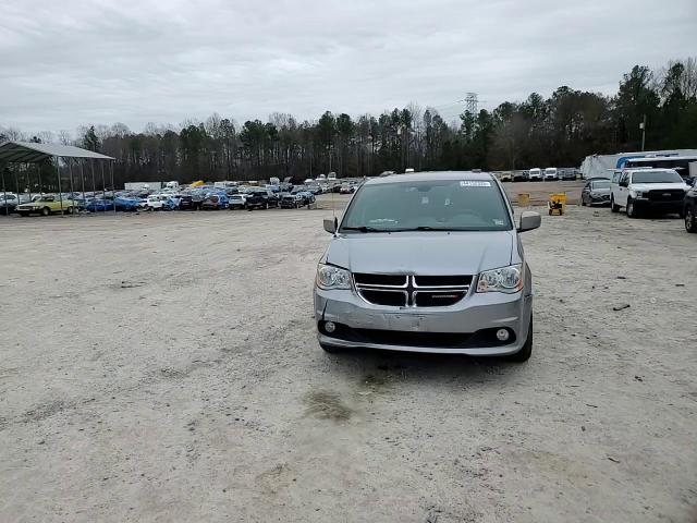 2019 Dodge Caravan - Image 11